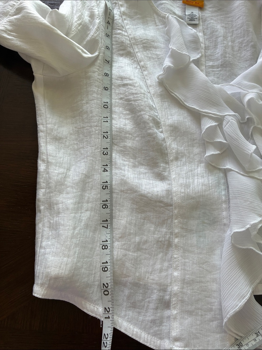Ruby Rd. White Ruffle-Front V-Neck 3-button Cardigan - Picture 2 of 6
